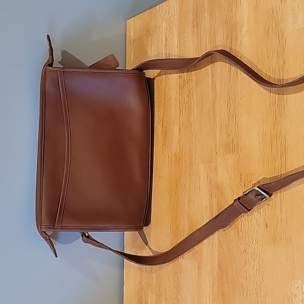 Vintage Coach brown cross body bag